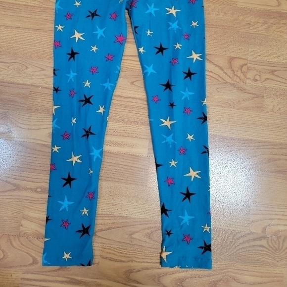 LuLaRoe☆ Turquoise OS Legging Black Yellow Blue Pink Star Poly/Spandex Print EUC - Picture 2 of 6
